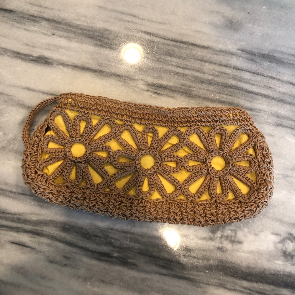 Mud Pie clutch